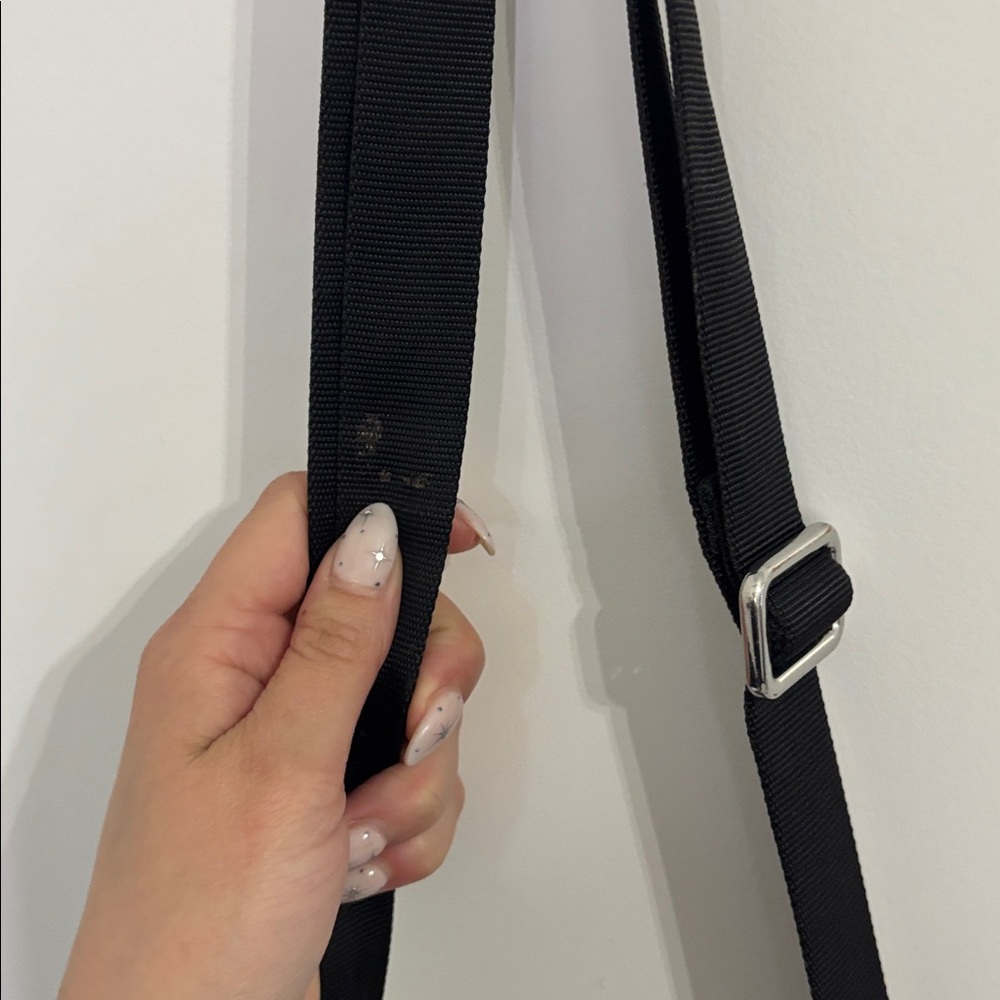 LULULEMON ATHLETICA Black Crossbody Bag - Picture 4 of 6